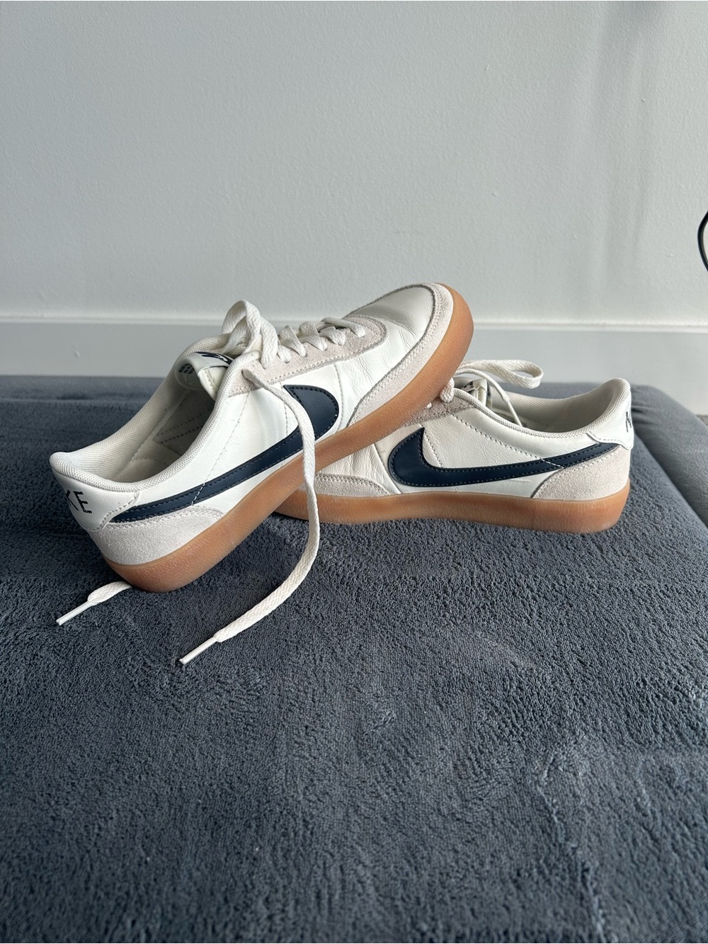 Nike women’s skate sneaker